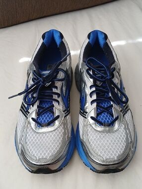 Brooks Adrenaline GTS Men's Running Shoes